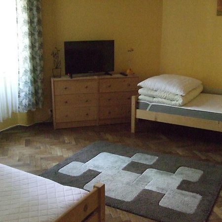 Old Walls Hostel Krasków Εξωτερικό φωτογραφία