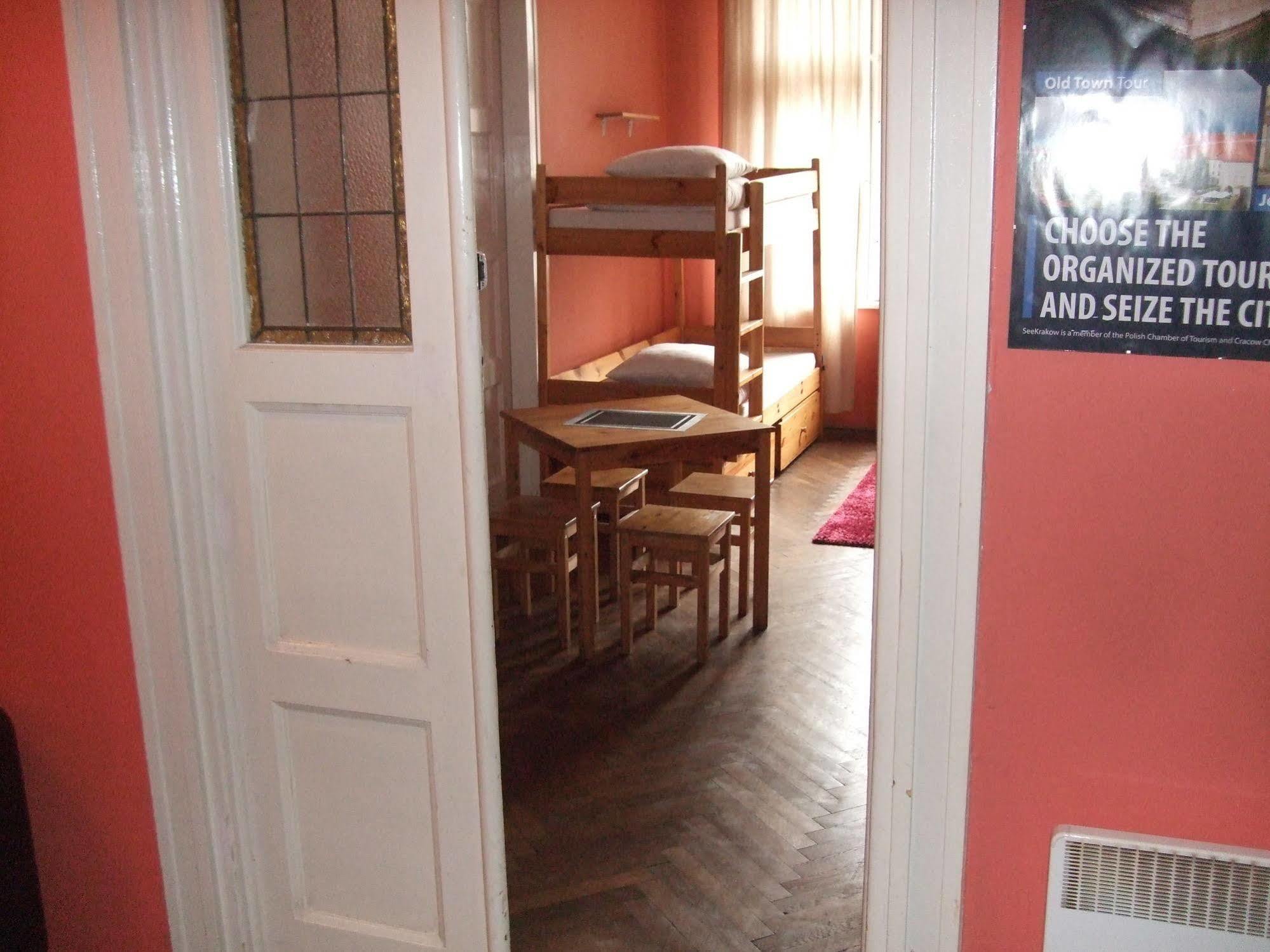 Old Walls Hostel Krasków Εξωτερικό φωτογραφία
