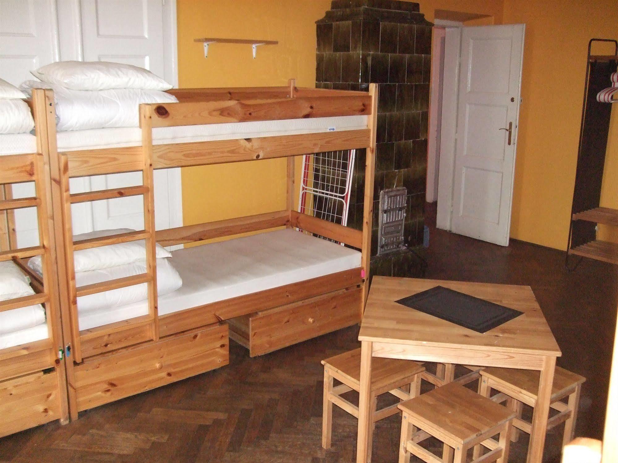 Old Walls Hostel Krasków Εξωτερικό φωτογραφία